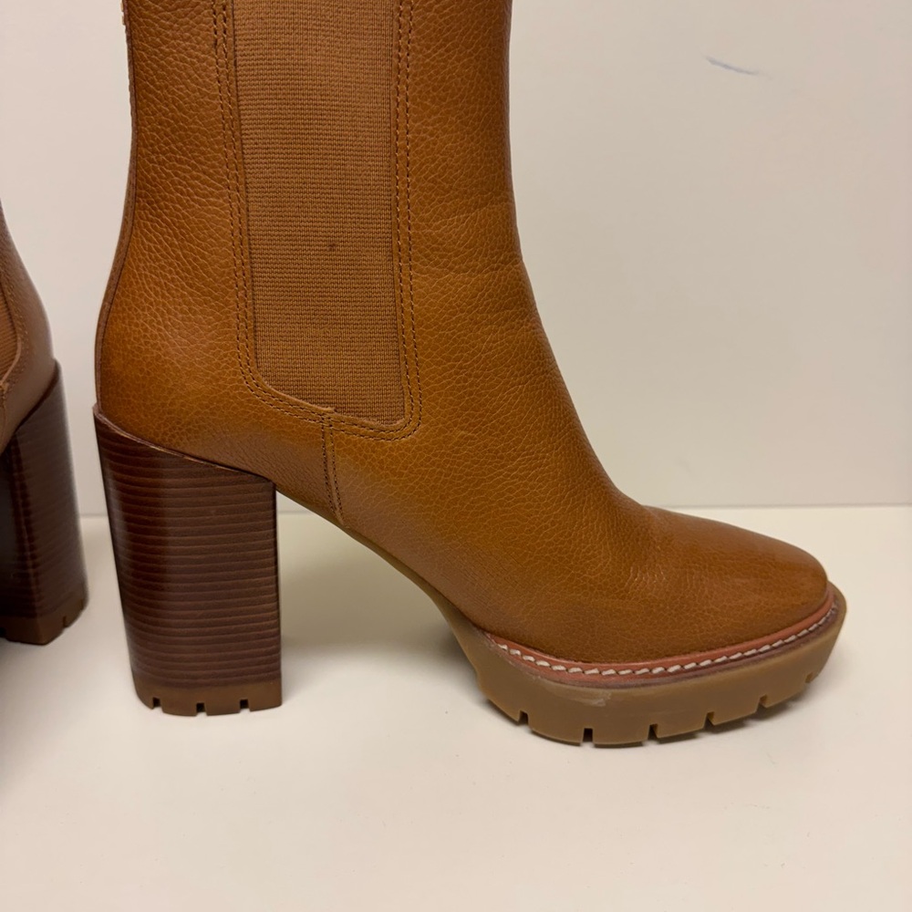 Tory Burch CARSON LUG SOLE ANKLE BOOT | Size 9.5 - Picture 11 of 15